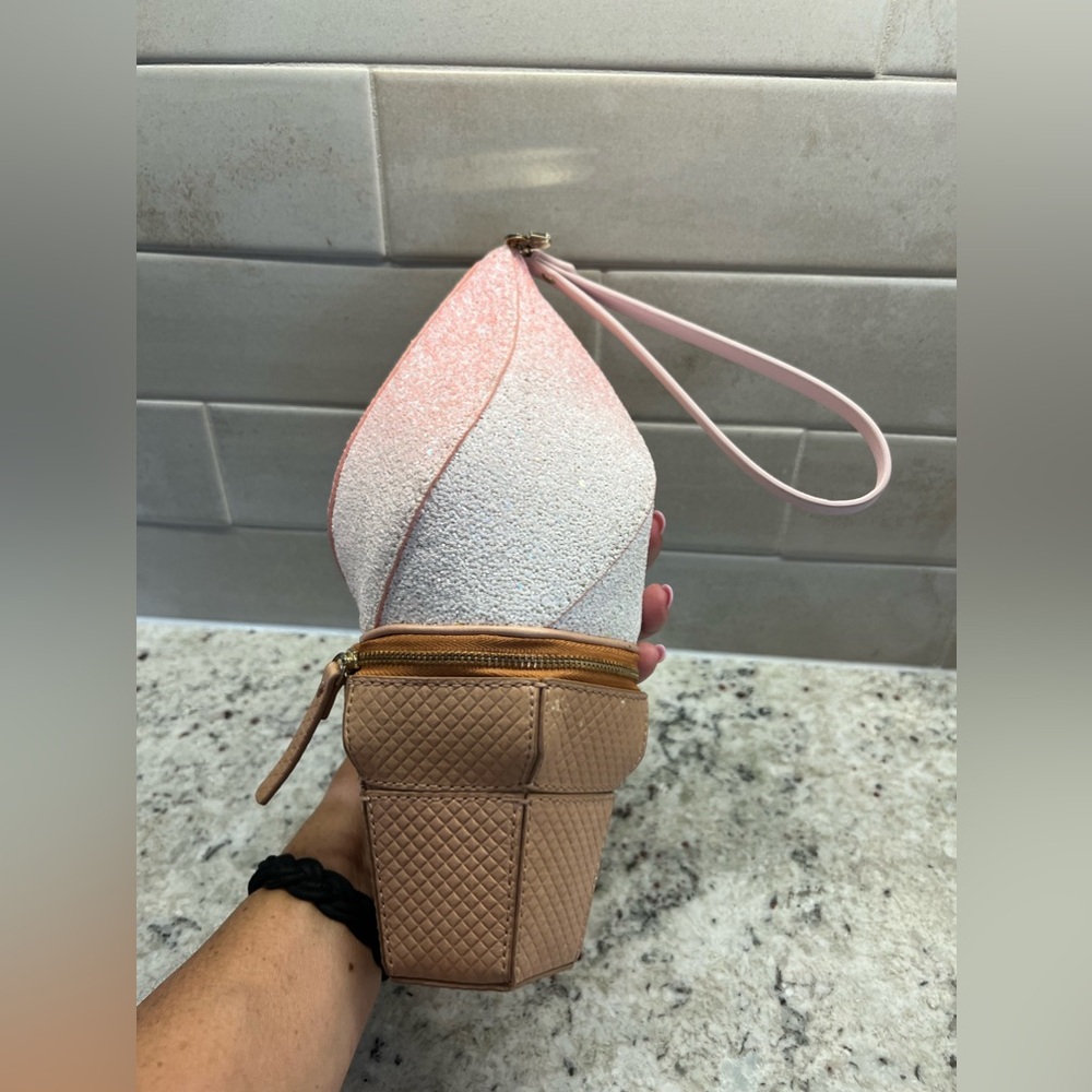 Kate Spade Flavor Of The Month Large Wristlet/Clutch - Picture 8 of 11